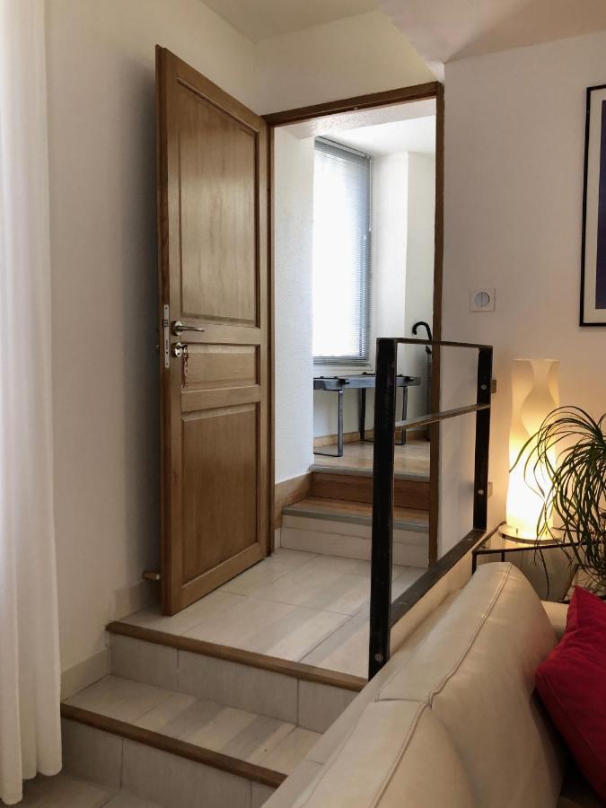 Le 26 Apartamento Nîmes Exterior foto
