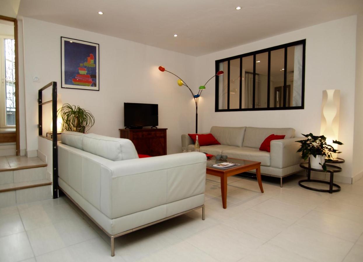 Le 26 Apartamento Nîmes Exterior foto