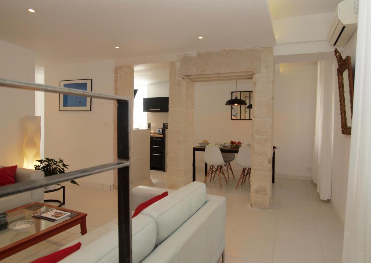 Le 26 Apartamento Nîmes Exterior foto