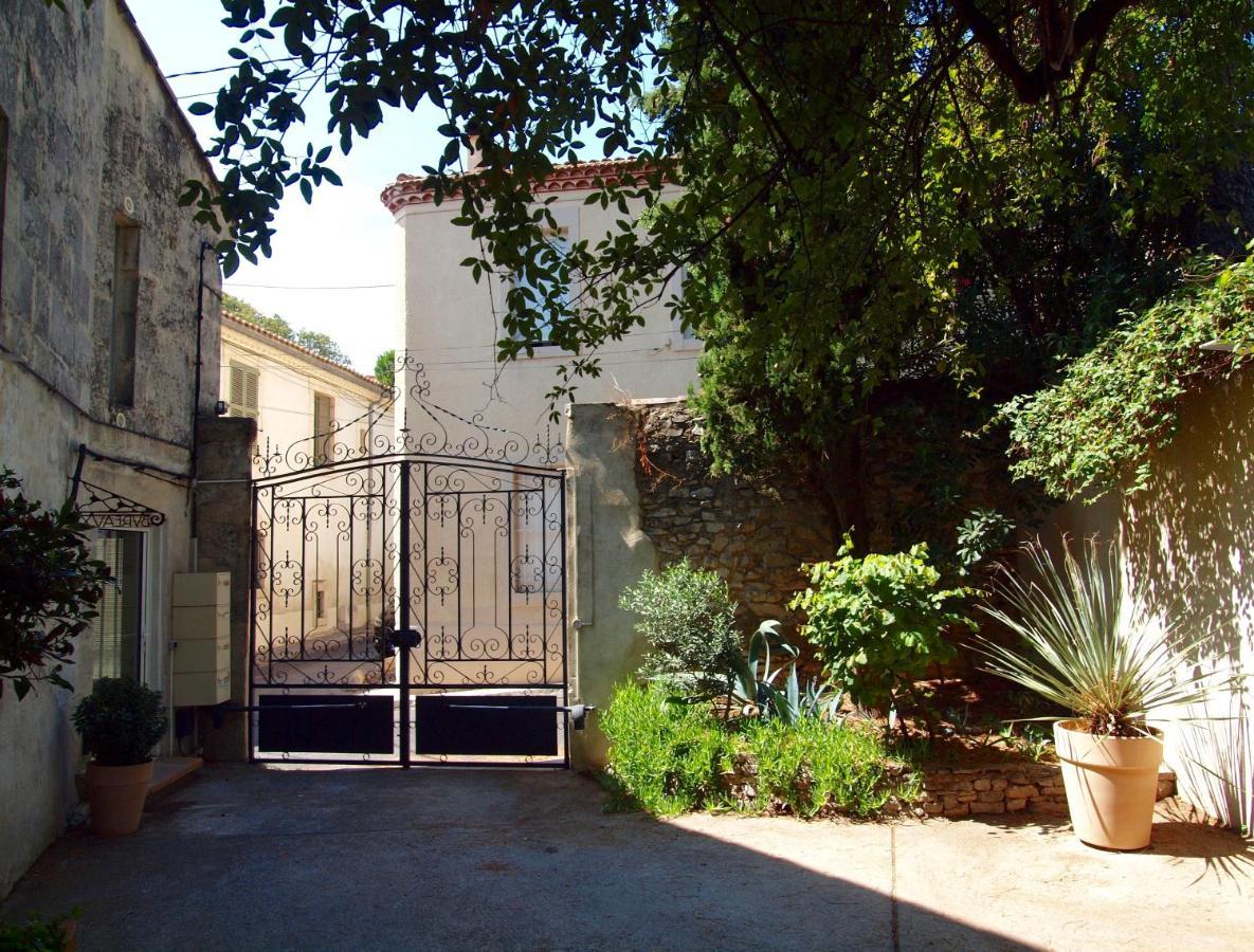 Le 26 Apartamento Nîmes Exterior foto